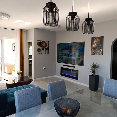 Apartment Jadre דירה *