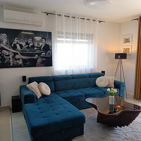 Apartment Jadre *