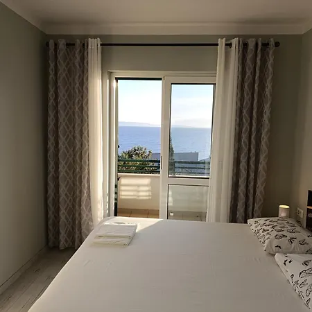 Apartment Jadre דירה