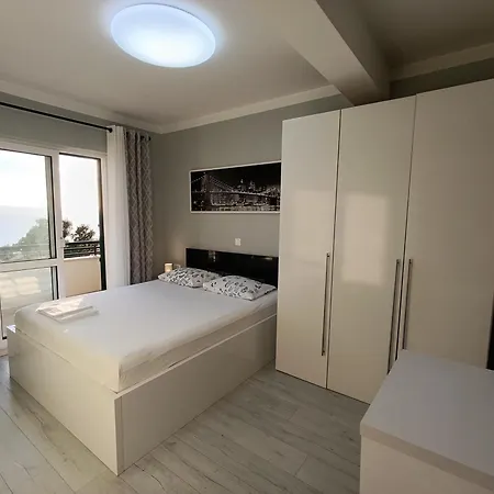 Apartment Jadre Apartament *