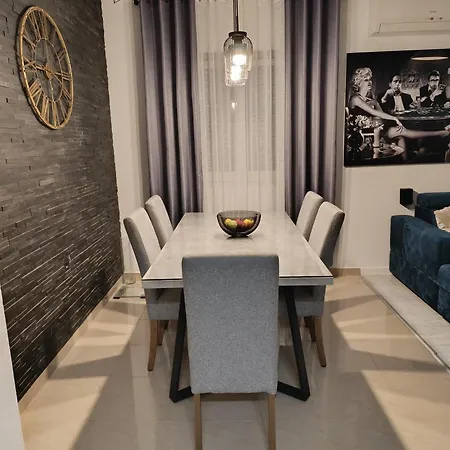Apartment Jadre