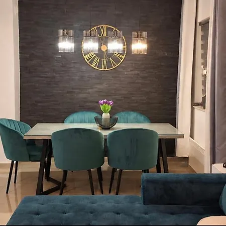 Jadre Apartment *
