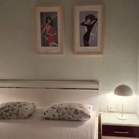 Jadre Apartment *